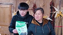 网红学院结业 老人获特殊奖项