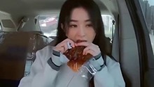 Liying became Mukbang