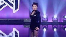 张凯丽母女暗黑风格走秀