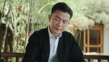 李强在书中品味生活